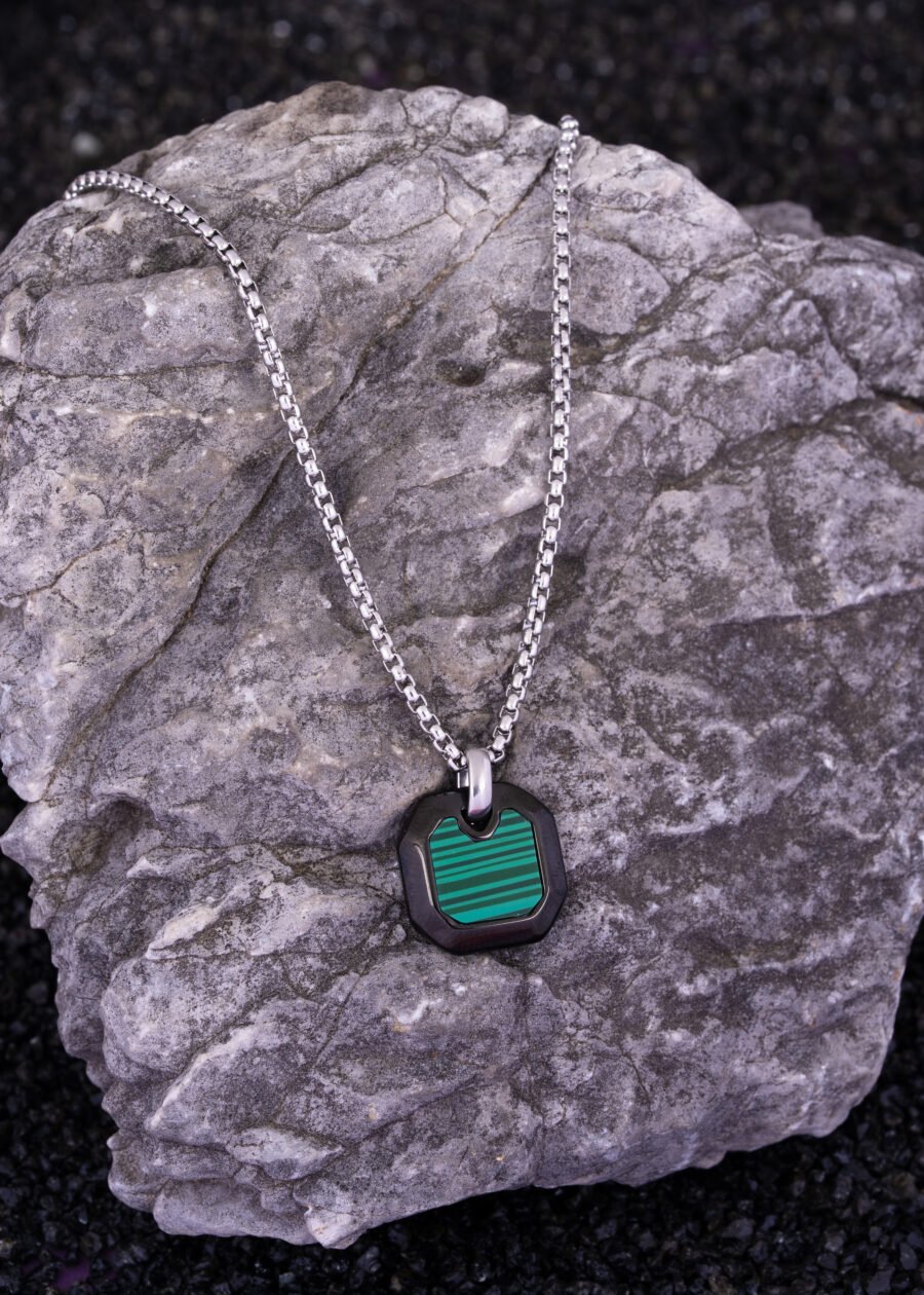 Malakit Doğal Taş Premium 316L Çelik Doğal Taş Kolye Malakit Doğal Taş Premium 316L Çelik Doğal Taş Kolye