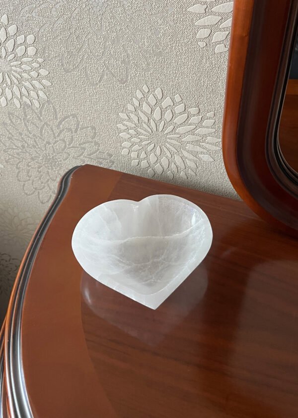 15 cm Kalp Şeklinde Selenit Doğal Taş Kase